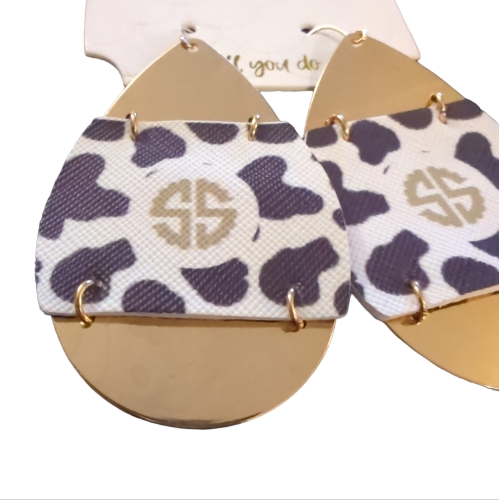 Simply Southern dangle earrings - Picture 2 of 2
